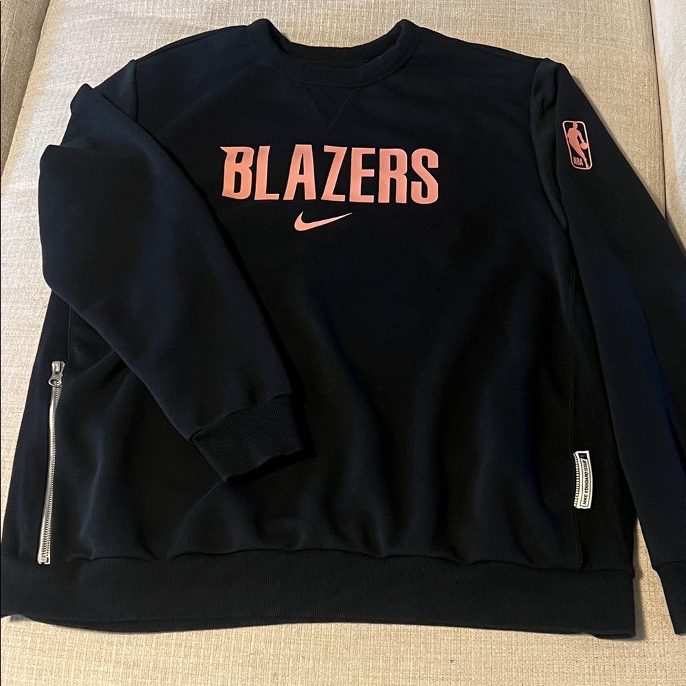 Nike Portland Trail Blazers Black and Pink Crewneck Sweater NBA Standard Issue